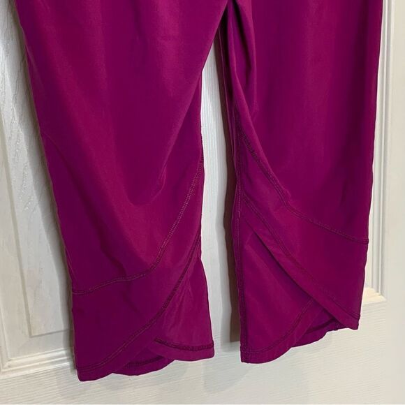Lululemon Tranquil  crop pants regal plum Size 8 - Picture 7 of 10